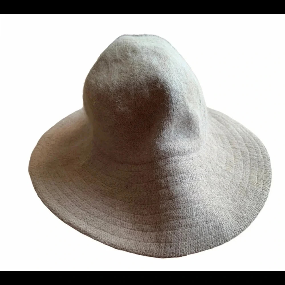 Liz Claiborne Rabbit Hair/Wool Blend Bucket Hat